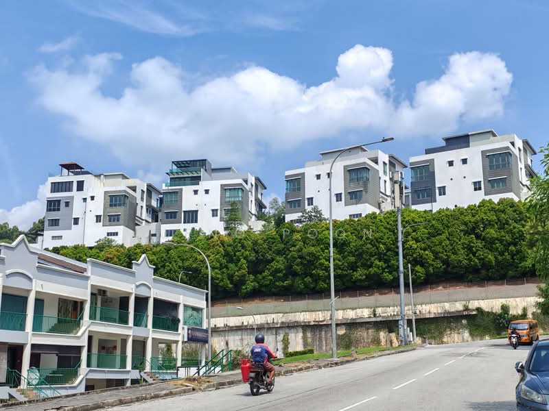 Shop for Rent in Desa Petaling (Kuala Lumpur) - Jeno Poon - Exterior - PropertyGuru.com.my