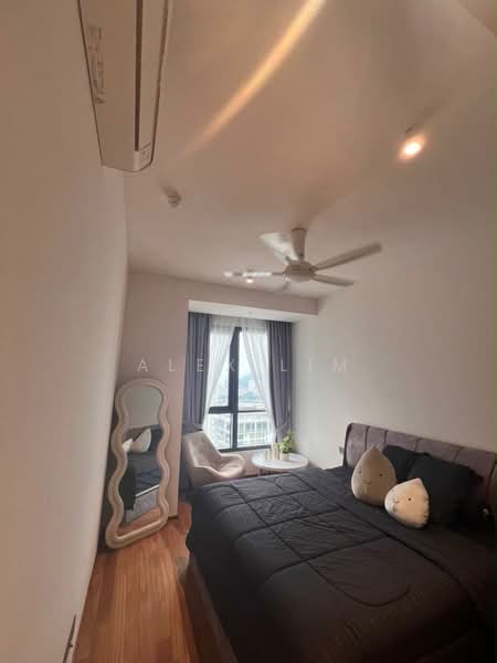 Servis Apartment untuk Disewa di Marriott Residence @ Gurney - Alex Lim - Bedroom - PropertyGuru.com.my