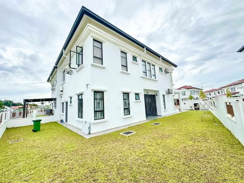 Rumah Berkembar untuk Dijual di Alam Sari (Bangi) - Norhafiz Bin Mohd Nor - Exterior - PropertyGuru.com.my