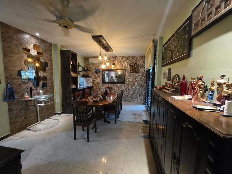 Rumah Teres 2 Tingkat untuk Dijual di Bukit Mertajam (Penang) - Gerald Peski - Dining Room - PropertyGuru.com.my