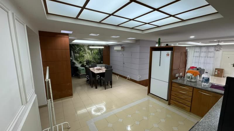 Rumah Berkembar untuk Dijual di Taman Perling (Perling) - SP Yap - Dining Room - PropertyGuru.com.my