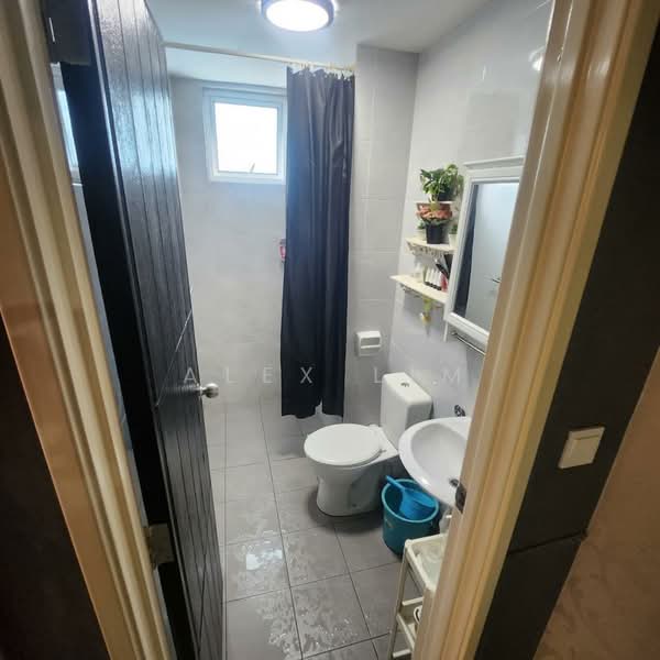 Condominium for Rent at i-Santorini - Alex Lim - Bathroom - PropertyGuru.com.my