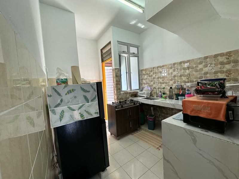 Rumah Teres 2 Tingkat untuk Dijual di Taman Putra Perdana (Puchong) - Azli Ibrahim - Kitchen - PropertyGuru.com.my