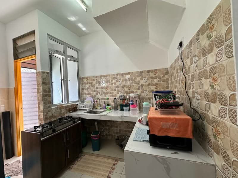 Rumah Teres 2 Tingkat untuk Dijual di Taman Putra Perdana (Puchong) - Azli Ibrahim - Kitchen - PropertyGuru.com.my