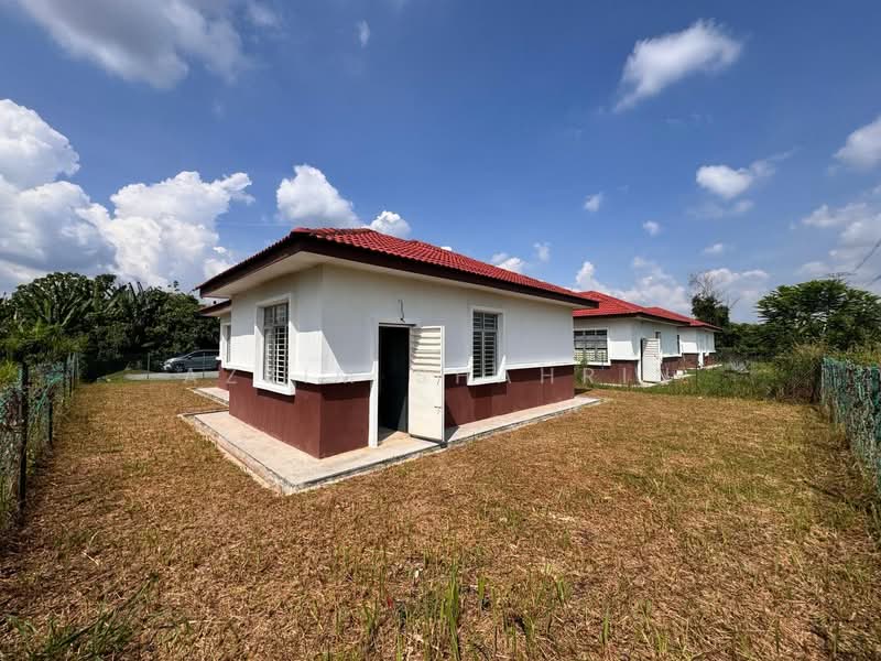 Bungalow for Sale in Lenggeng (Negeri Sembilan) - Azzim Shahrin - PropertyGuru.com.my