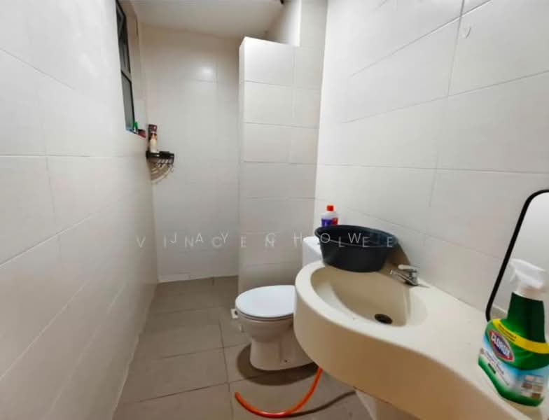 Service Residence for Rent at Platinum Lake PV 21 - Jay Chow - Bathroom - PropertyGuru.com.my