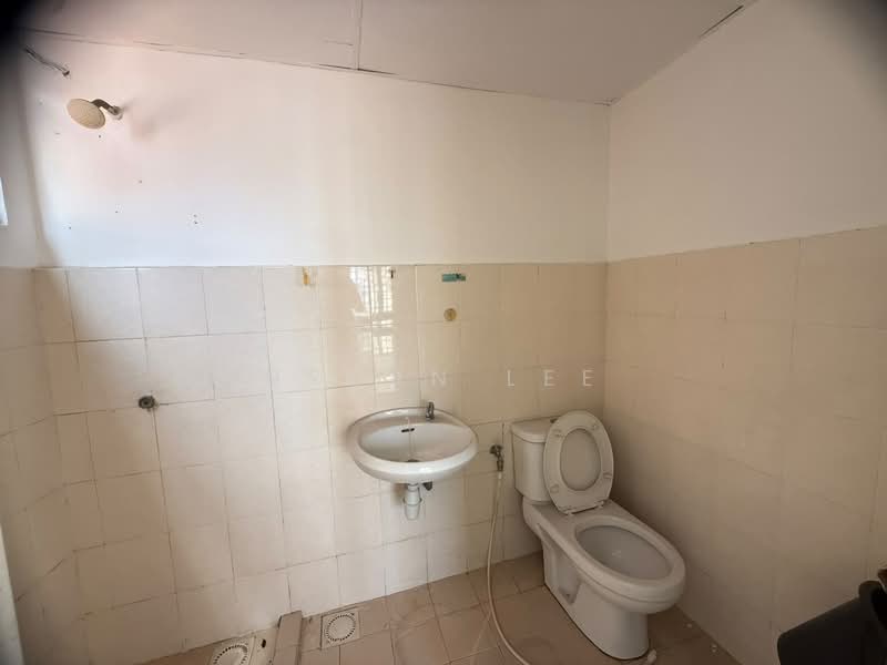 Kondominium untuk Disewa di Palm Spring @ Damansara - Bryan Lee - Bathroom - PropertyGuru.com.my