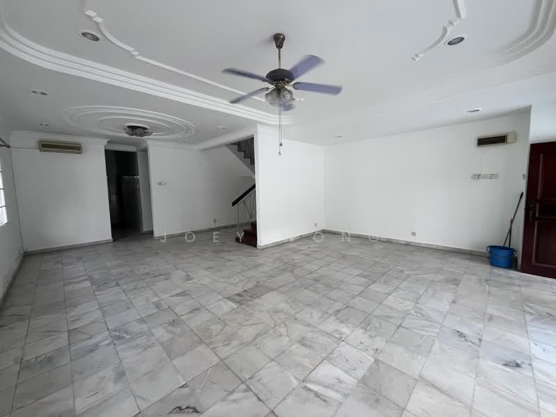 2-storey Terraced House for Sale in BANDAR PUCHONG JAYA (Puchong) - Joey Wong - Living Room - PropertyGuru.com.my