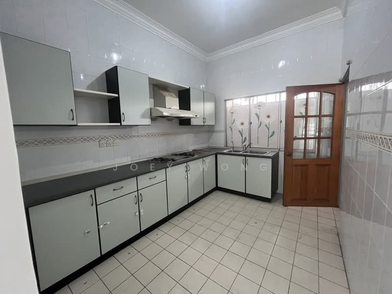 2-storey Terraced House for Sale in BANDAR PUCHONG JAYA (Puchong) - Joey Wong - Kitchen - PropertyGuru.com.my