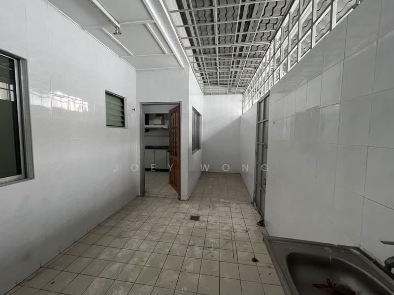 2-storey Terraced House for Sale in BANDAR PUCHONG JAYA (Puchong) - Joey Wong - Kitchen - PropertyGuru.com.my