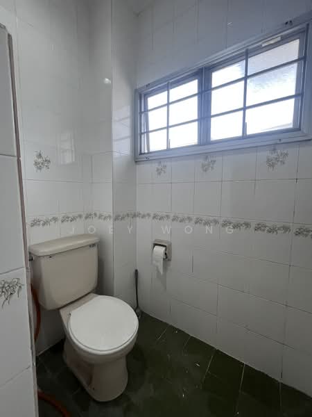 2-storey Terraced House for Sale in BANDAR PUCHONG JAYA (Puchong) - Joey Wong - Bathroom - PropertyGuru.com.my