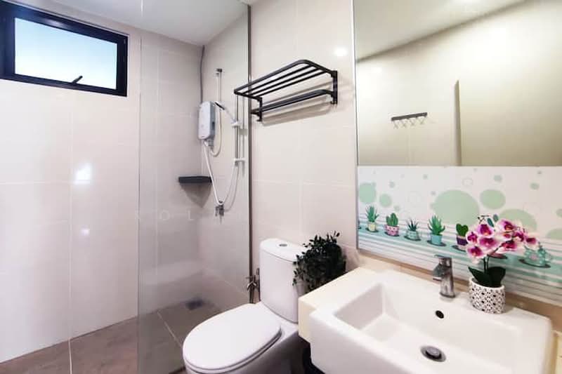 Servis Apartment untuk Disewa di Southkey Mosaic - Roland Wong - Bathroom - PropertyGuru.com.my