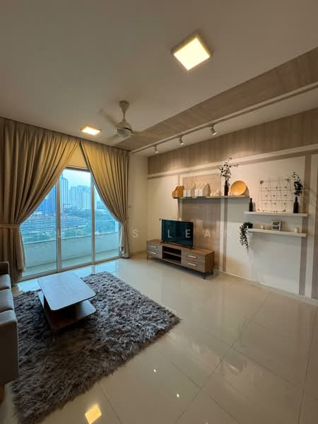 Kondominium untuk Disewa di Scenaria @ North Kiara Hills - Louis Leang - Living Room - PropertyGuru.com.my