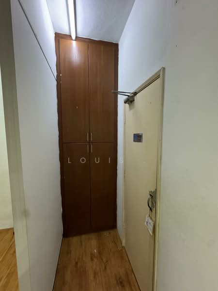 Shop / Office for Rent in Taman Midah (Cheras) - Louis Leang - Corridor - PropertyGuru.com.my