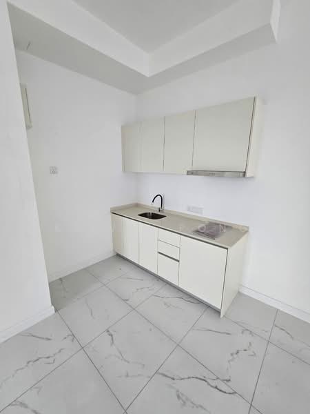 Servis Apartment untuk Dijual di Cubic Botanical - Kelvin Pong - Kitchen - PropertyGuru.com.my