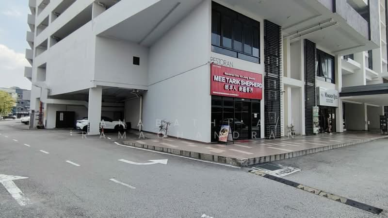 Shop / Office for Sale in Seri Kembangan (Selangor) - Ganabathi A/L Ramachandran - Exterior - PropertyGuru.com.my