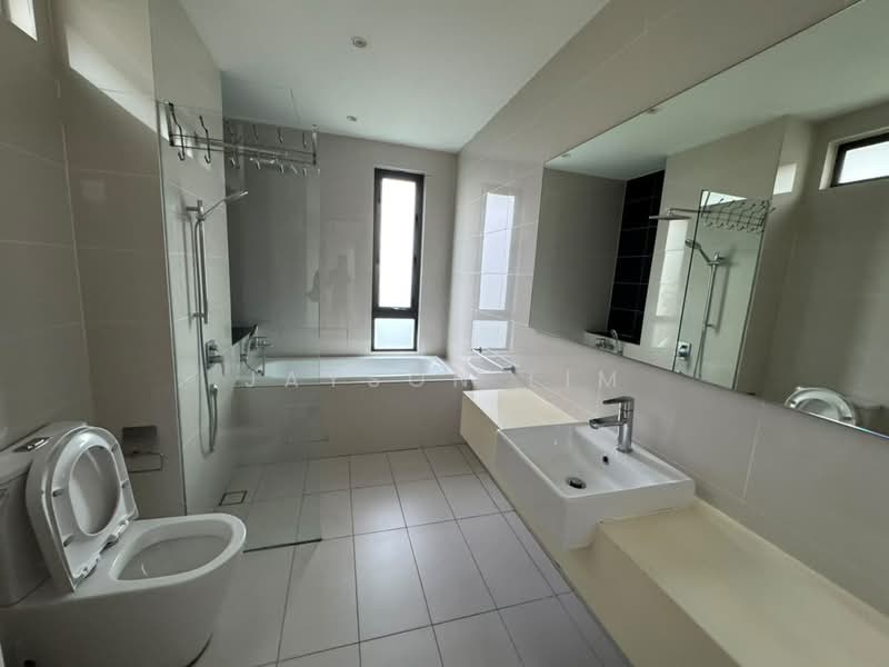 Terraced House for Rent in Iskandar Puteri (Nusajaya) (Johor) - Jayson Lim - Bathroom - PropertyGuru.com.my