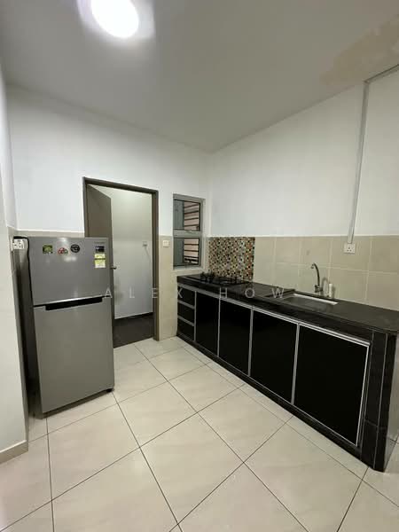 Apartment for Rent at Bayu Angkasa - Alex How - Kitchen - PropertyGuru.com.my