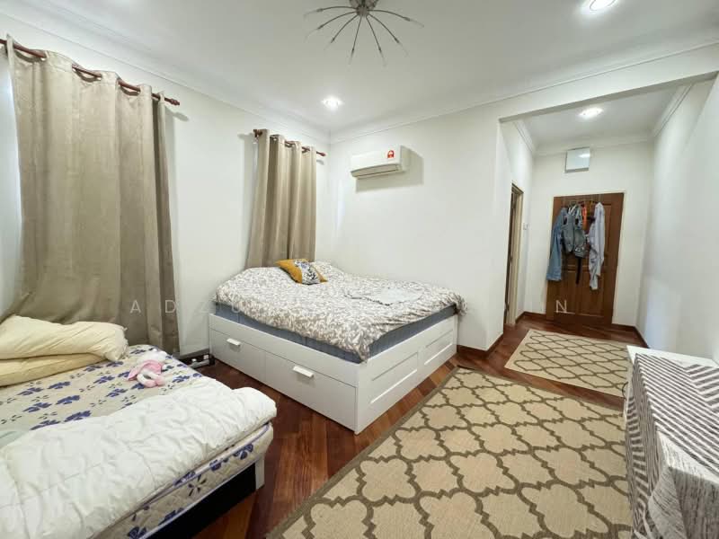 Rumah Banglo untuk Dijual di Bukit Jelutong (Shah Alam) - Adzura Zamedin - Bedroom - PropertyGuru.com.my