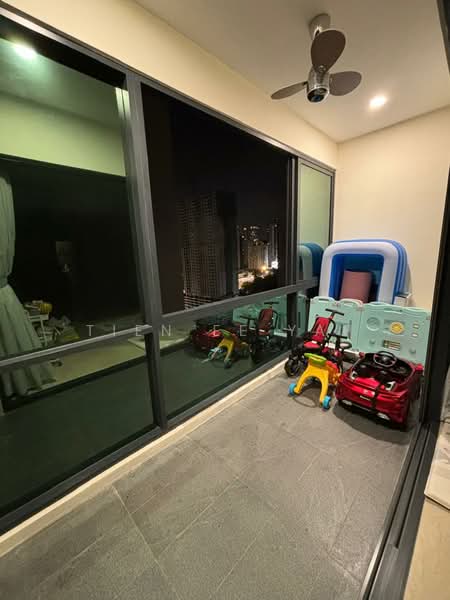Kondominium untuk Dijual di Concerto North Kiara - Tien Ee Yap - Balcony - PropertyGuru.com.my