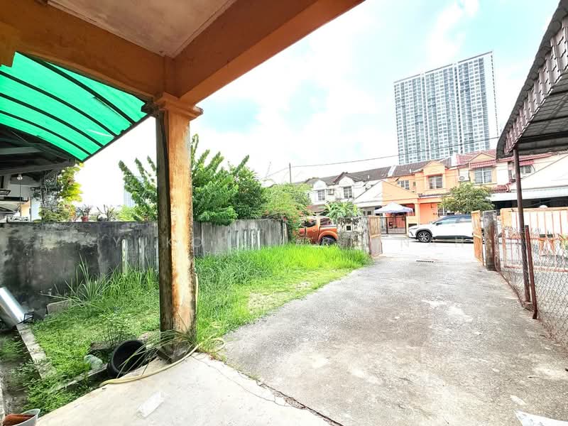 2-storey Terraced House for Sale in Subang Jaya (Selangor) - Syukor Hartanah - Exterior - PropertyGuru.com.my