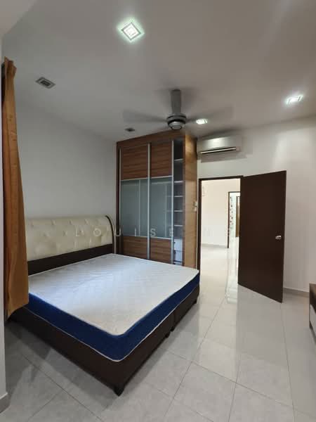 Rumah Teres 2 Tingkat untuk Disewa di Taman Seri Austin (Tebrau) - Louise Ng - Bedroom - PropertyGuru.com.my