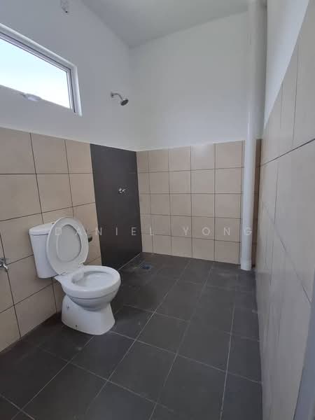 2-storey Terraced House for Sale in Kota Tinggi (Johor) - Daniel Yong - Bathroom - PropertyGuru.com.my