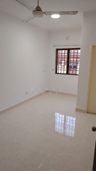 2-storey Terraced House for Sale in Saujana Damansara (Damansara Damai) - Agnes Chee - Interior - PropertyGuru.com.my