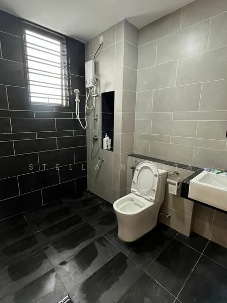 2-storey Terraced House for Rent in Johor Bahru (Johor) - Stella Narita - Bathroom - PropertyGuru.com.my