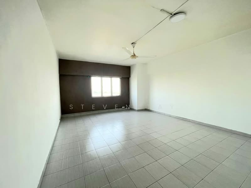 Kondominium untuk Dijual di Pandan Ville Condominium - Steven Tay - Living Room - PropertyGuru.com.my