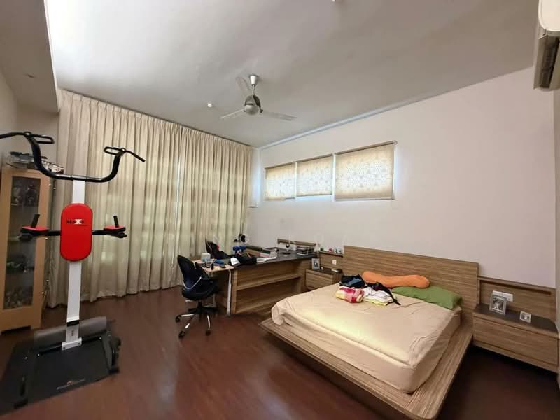 Semi-Detached House for Sale in Minden Heights (Gelugor) - Ping Koay - Bedroom - PropertyGuru.com.my