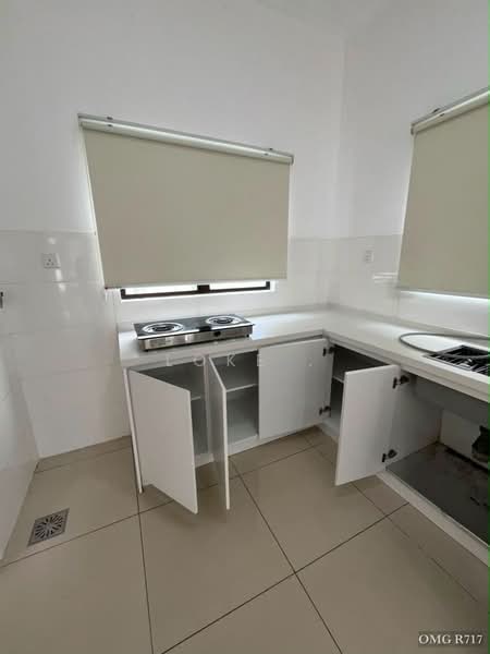 Rumah Teres 2 Tingkat untuk Disewa di Setia Utama (Setia Alam) - Loke . - Kitchen - PropertyGuru.com.my
