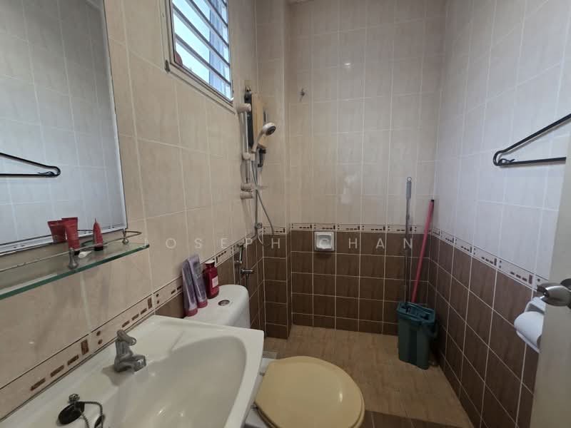 Semi-Detached House for Sale in Setia Damai (Setia Alam) - Joseph Chan - Bathroom - PropertyGuru.com.my