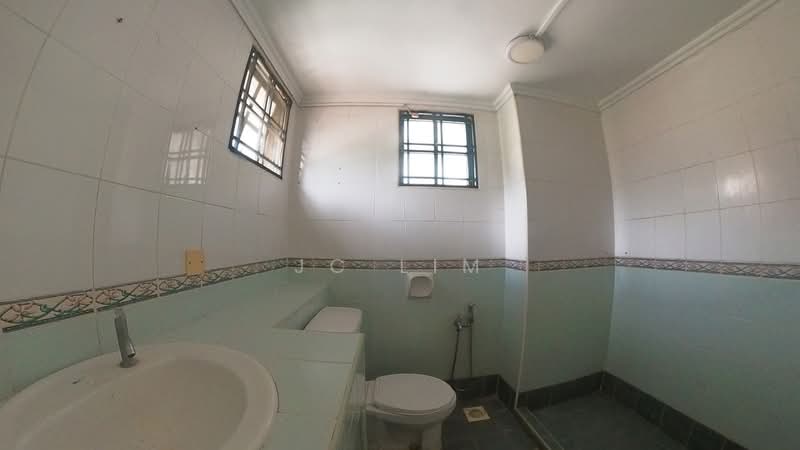 Semi-Detached House for Sale in Melawati (Selangor) - JC Lim - Bathroom - PropertyGuru.com.my