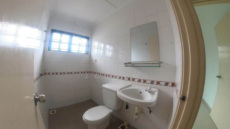 Semi-Detached House for Sale in Melawati (Selangor) - JC Lim - Bathroom - PropertyGuru.com.my