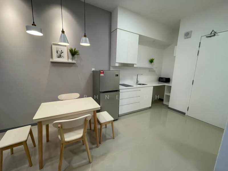 Service Residence for Sale at Southlink - Daphne Loh - Kitchen - PropertyGuru.com.my