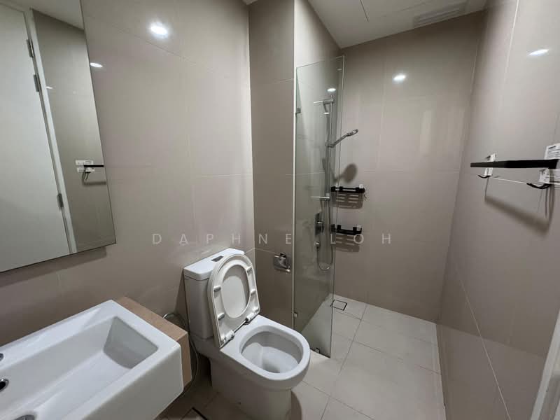 Service Residence for Sale at Southlink - Daphne Loh - Bathroom - PropertyGuru.com.my