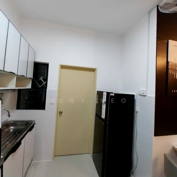 Condominium for Rent at The Hamilton - Rony Yeo - Kitchen - PropertyGuru.com.my