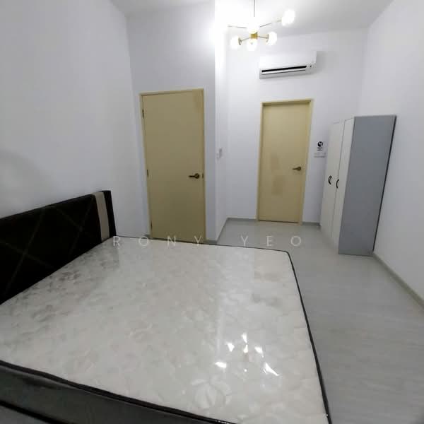 Condominium for Rent at The Hamilton - Rony Yeo - Bedroom - PropertyGuru.com.my