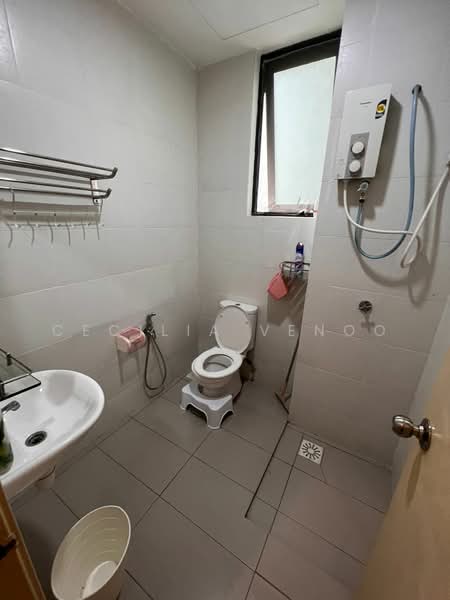Kondominium untuk Disewa di Serin Residency - Cecilia Venoo - Bathroom - PropertyGuru.com.my