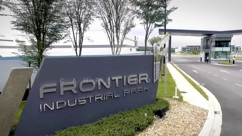Factory for Rent in Taman Desa Cemerlang (Ulu Tiram) - Cahrie Bong - Exterior - PropertyGuru.com.my
