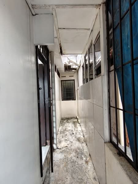 Rumah Teres 1 Tingkat untuk Dijual di Taman Universiti (Skudai) - Ida Aziz - Corridor - PropertyGuru.com.my