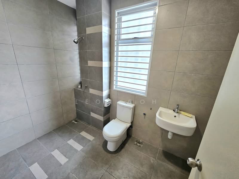 2-storey Terraced House for Sale in Bandar Rimbayu (Telok Panglima Garang) - Leon Goh - Bathroom - PropertyGuru.com.my
