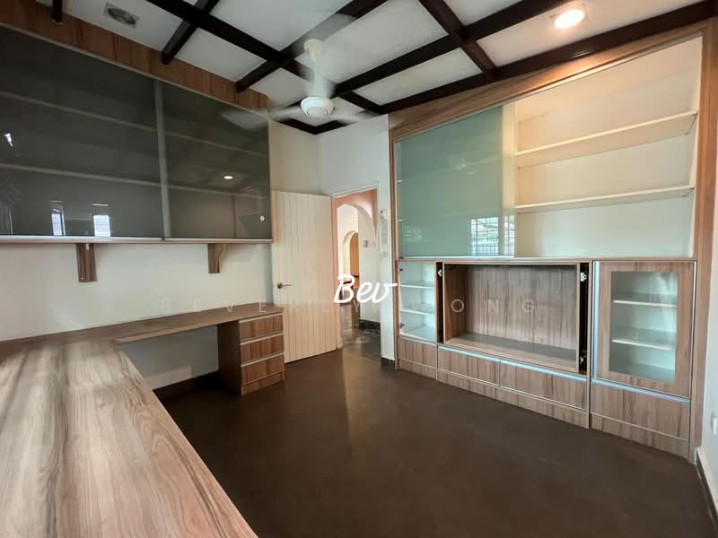 Rumah Banglo untuk Dijual di Petaling Jaya (Selangor) - Beverly Wong - Study - PropertyGuru.com.my