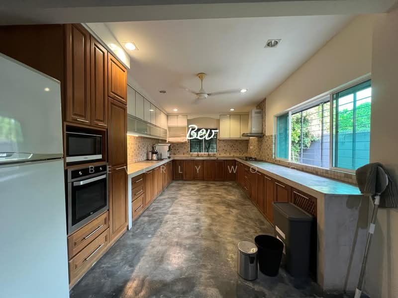 Rumah Banglo untuk Dijual di Petaling Jaya (Selangor) - Beverly Wong - Kitchen - PropertyGuru.com.my