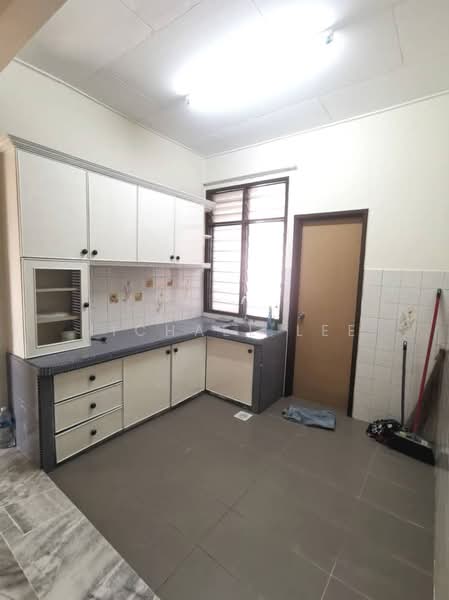 Apartment for Sale at Subang Perdana Goodyear Court 8 - Michael Lee - Kitchen - PropertyGuru.com.my