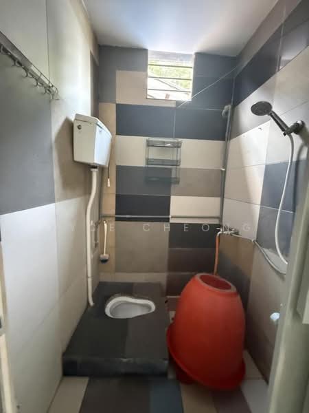 Semi-Detached House for Sale in Kepong (Kuala Lumpur) - Kyce Cheong - Bathroom - PropertyGuru.com.my