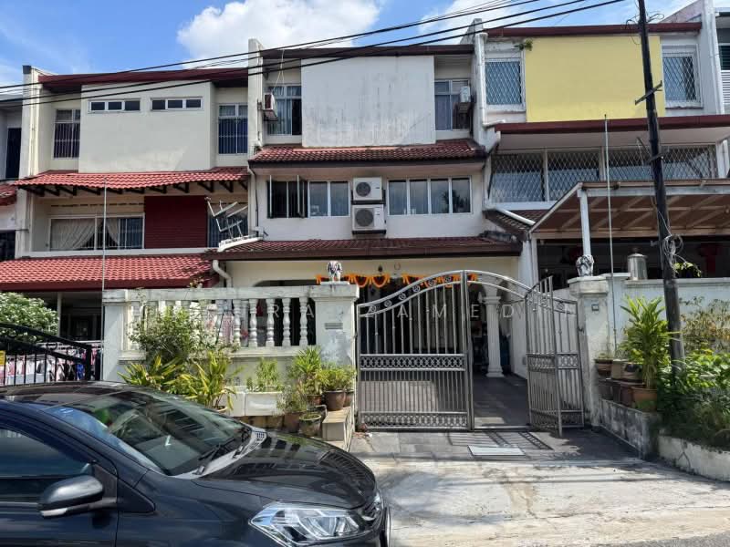 3-storey Terraced House for Sale in Taman Desa Seputeh (Seputeh) - Adzura Zamedin - Exterior - PropertyGuru.com.my