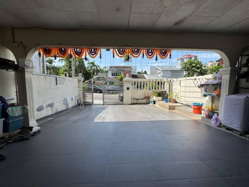 3-storey Terraced House for Sale in Taman Desa Seputeh (Seputeh) - Adzura Zamedin - Exterior - PropertyGuru.com.my