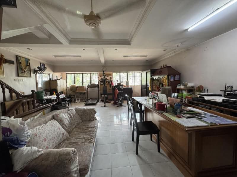 3-storey Terraced House for Sale in Taman Desa Seputeh (Seputeh) - Adzura Zamedin - Interior - PropertyGuru.com.my